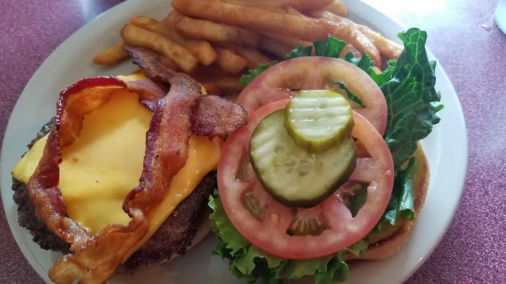 Bacon Cheeseburger with Fries