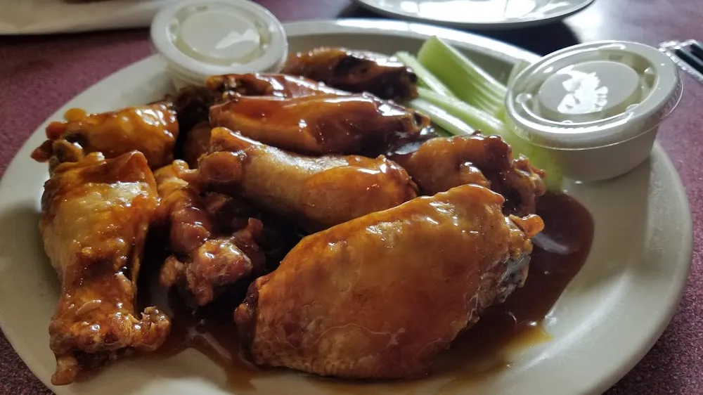 Red's Famous Wings